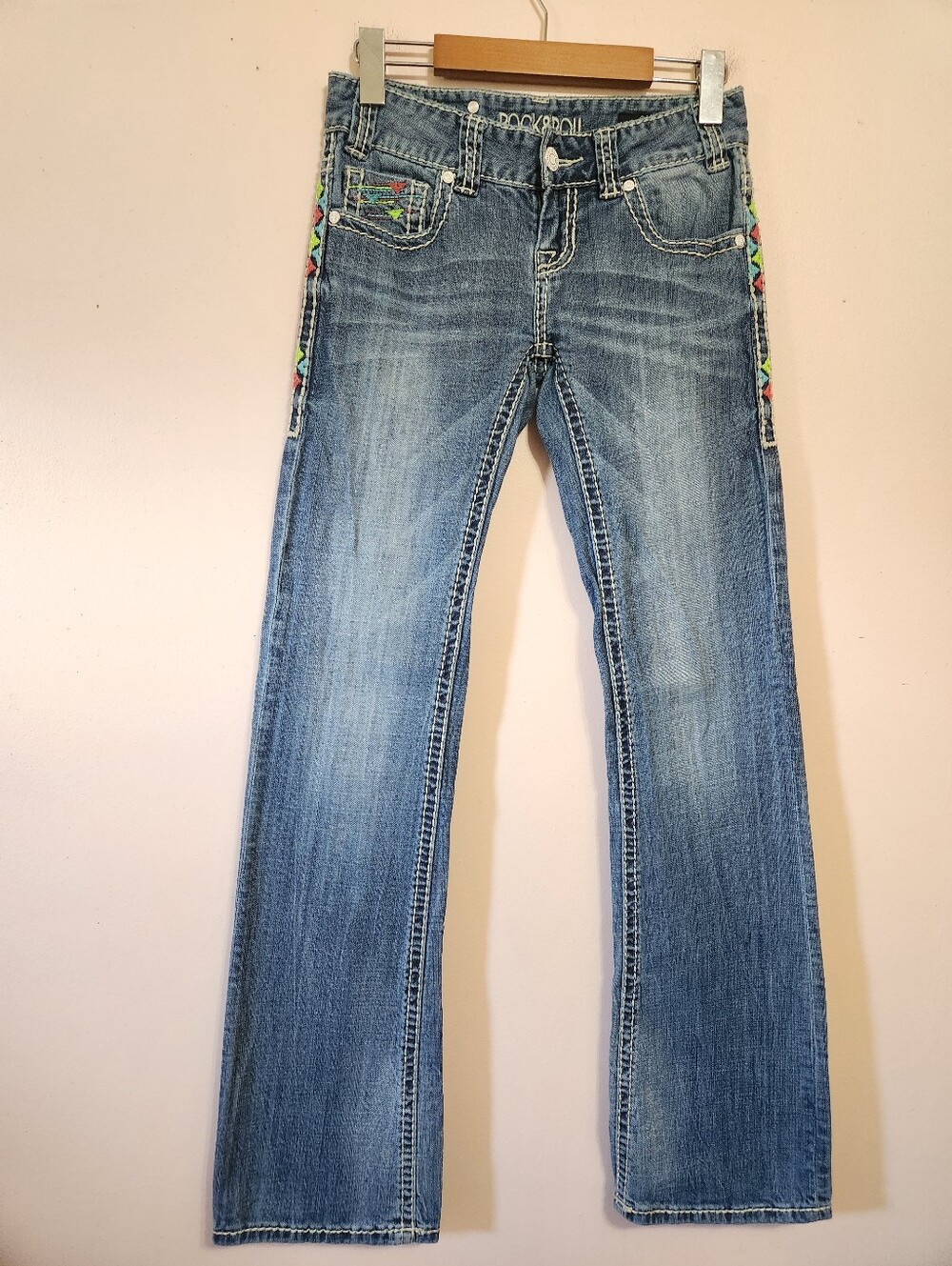 Rock & Roll Cowgirl Aztec Embroidered Side Trim Low Rise Western Jeans Size 24